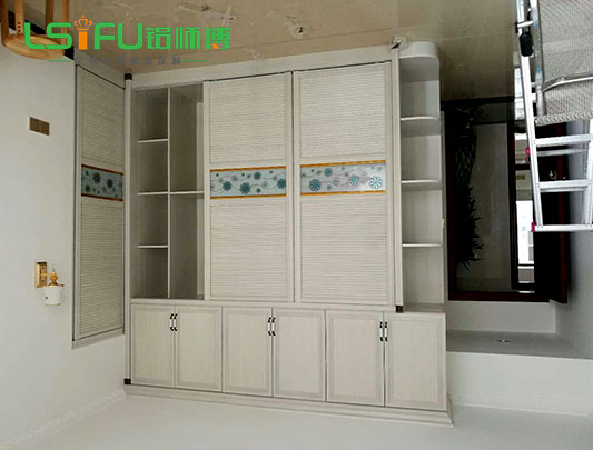 鋁師傅全鋁衣柜定制設(shè)計(jì)裝修效果圖