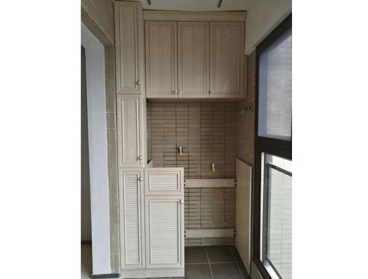 師傅全鋁家居陽臺儲物浴室柜裝修效果圖(4) 師傅全鋁家居陽臺儲物浴室柜裝修效果圖(4)