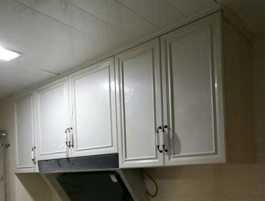 鋁師傅廚房白色吊式全鋁櫥柜圖片