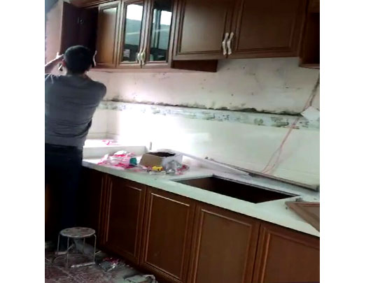 鋁師傅全鋁家具正安裝整體櫥柜現(xiàn)場實拍圖片