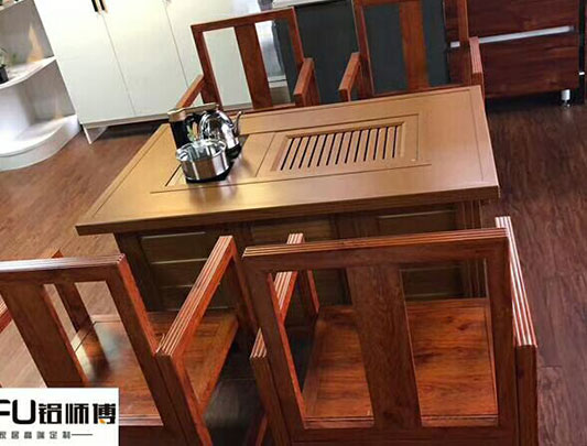 鋁師傅配套沙發椅子全鋁茶幾裝修效果圖